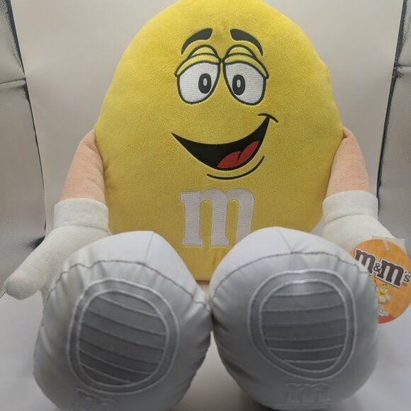 M&M's Yellow Plush Toy - Picture 1 of 8